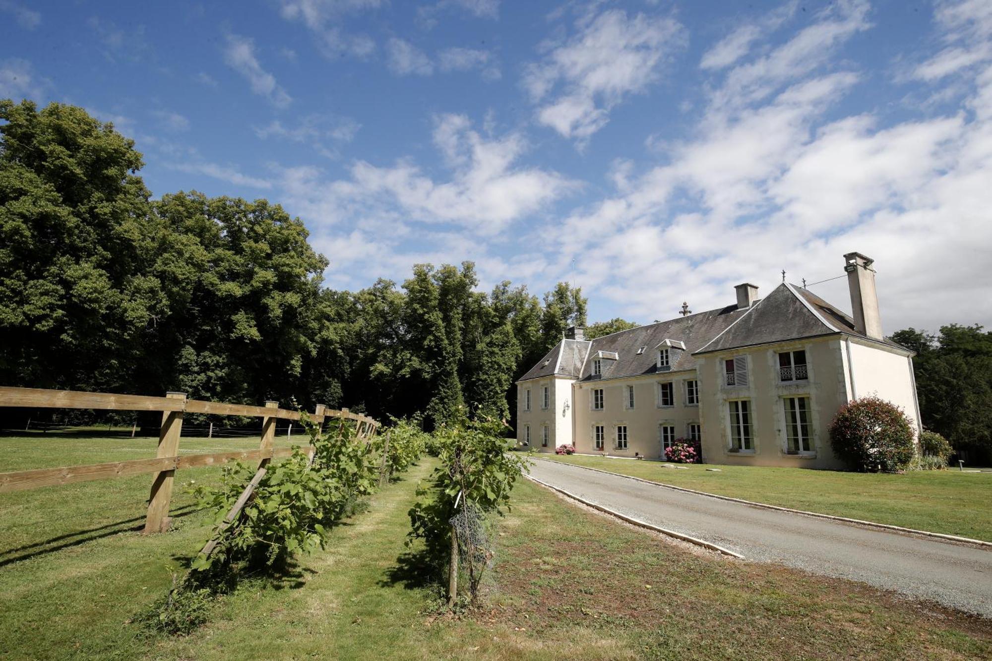 Chambres D'Hotes Chez Sylvie Donnemain-Saint-Mames Kültér fotó